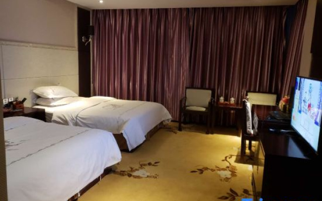 Weining Haolong Hotel