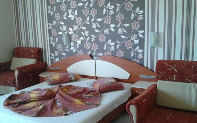 Venis Hotel
