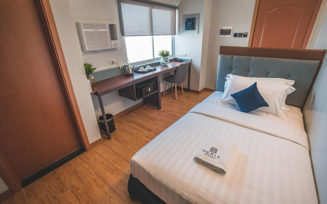 Henia Hotel