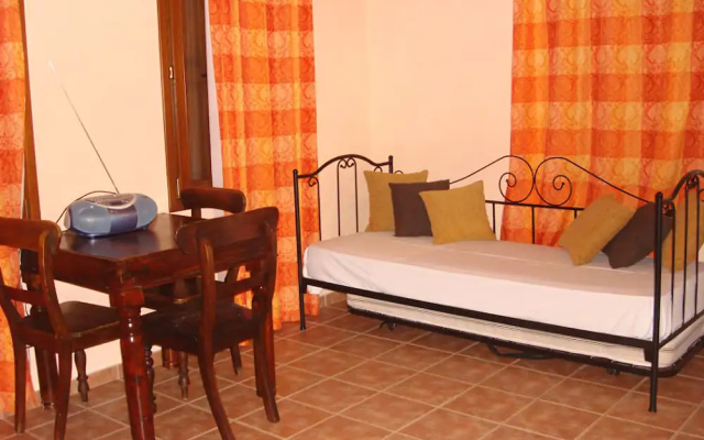 Loukia Apartments
