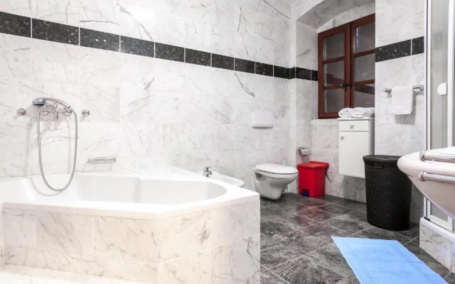Villa & Apartments Perasto