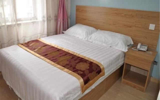 Aike 100 Business Motel Qingdao Ruichang Road