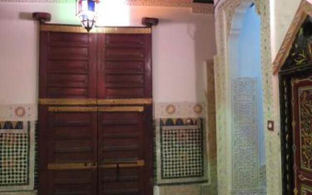 Отель Riad Malak Марокко, Фес - отзывы, цены и фото номеров - забронировать отель Riad Malak онлайн вид на фасад