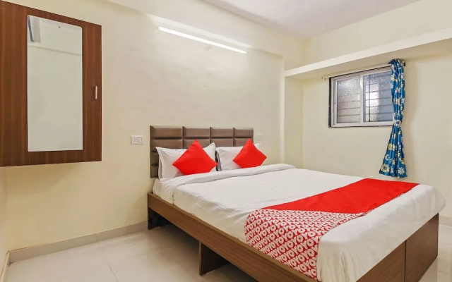 Oyo 42962 Alok Hotel