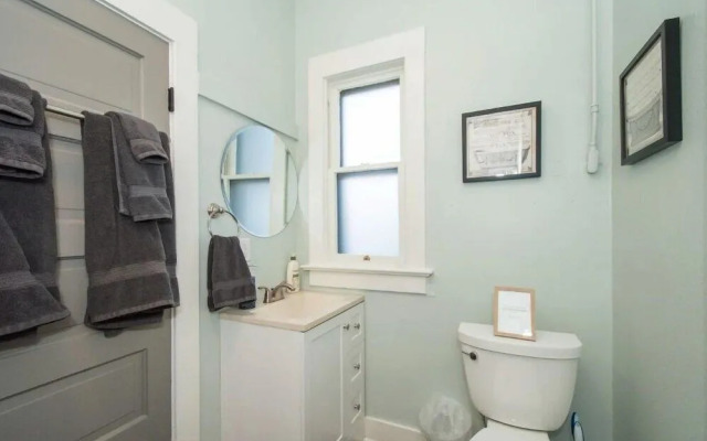 Historical Bungalow Near CSU & Old Town!