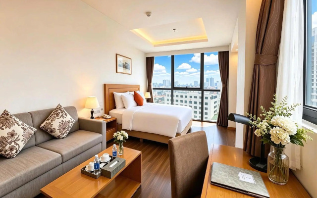 Parkside Sunline Hotel