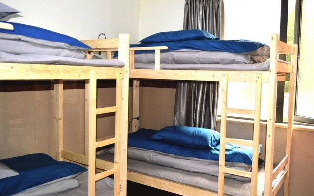 Hangzhou New Wind Youth Hostel