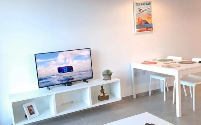 E1 Suites - Hosted by Sweetstay