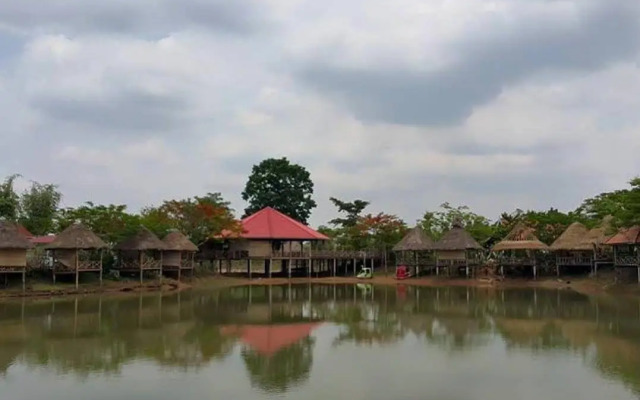 Thavisok Resort