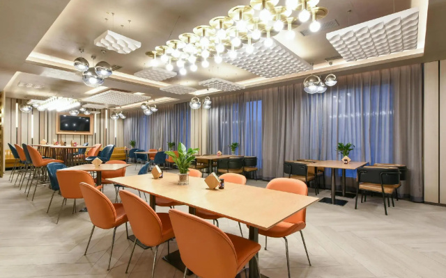 Atour Hotel (Beijing South Railway Station Tao Ranting Subway Station)