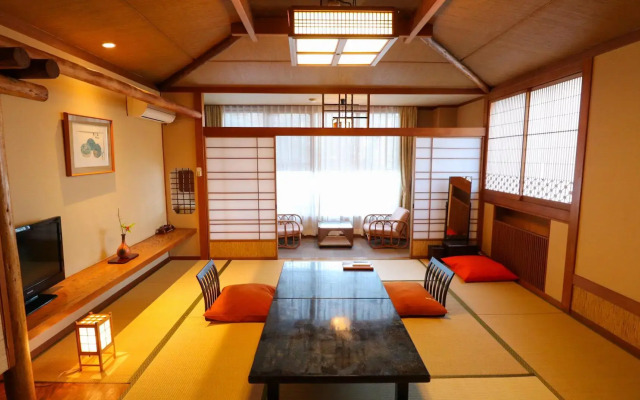 Izu Nagaoka Onsen Izumiso