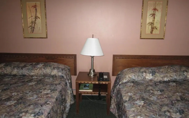 Fort Nelson Hotel