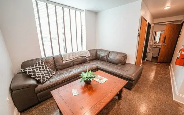 The Heinsman Guest House