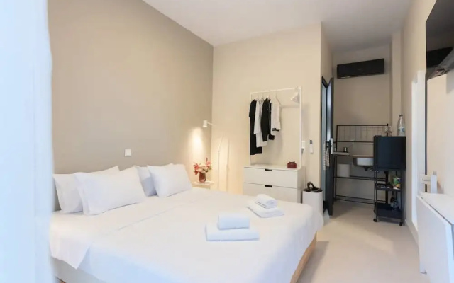 Astra Beach Studio 2
