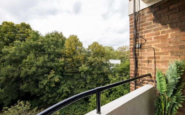 The Ealing Secret - Adorable 1bdr Flat With Balcony