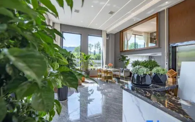 Thousand stars praise homestay