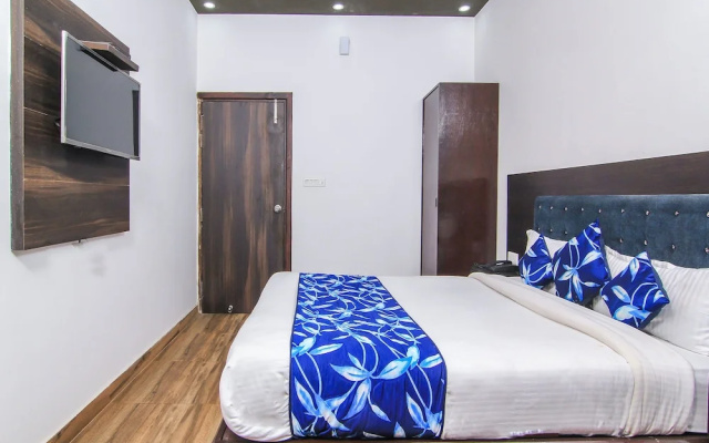 OYO 6780 Hotel Shiva Grand