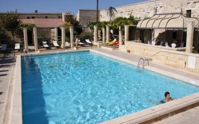 Hotiday Torre Santo Stefano Resort