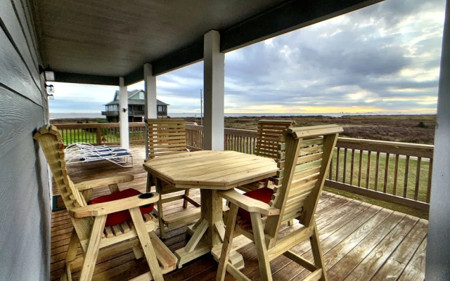 A Silver Lining - 4 Br Home