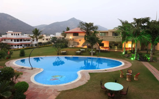 Jeevan Tara Club & Resort