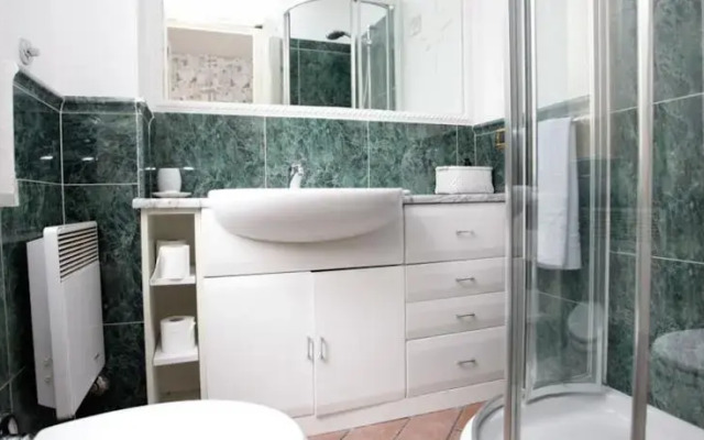 Spanish Steps Suite