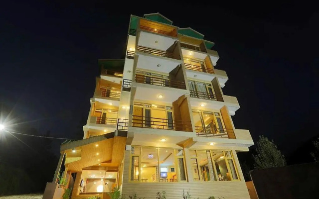 Lotus Inn River View
