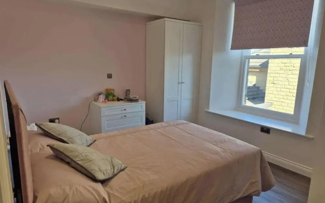 1Br Sheffield Stay - Private, Secure, Free Parking