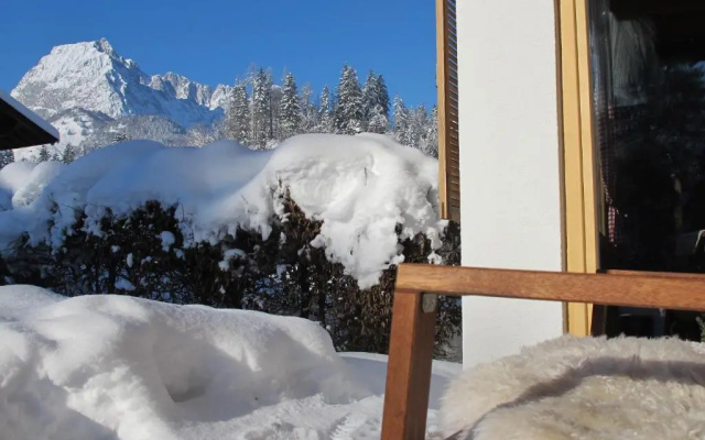 Chalet Tirolia