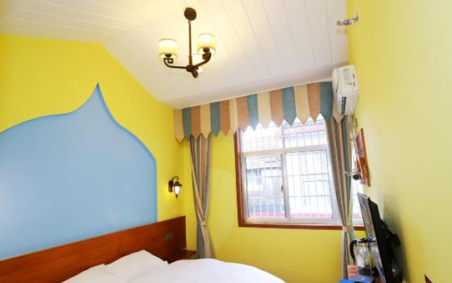 One Night and One Summer Homestay