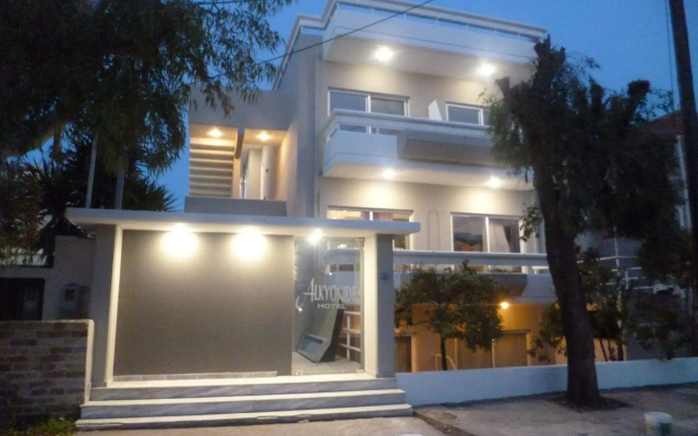 Alkyonides Hotel
