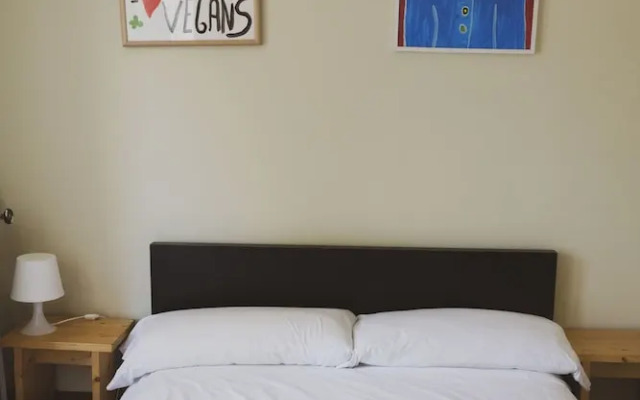 Urban House Hostel