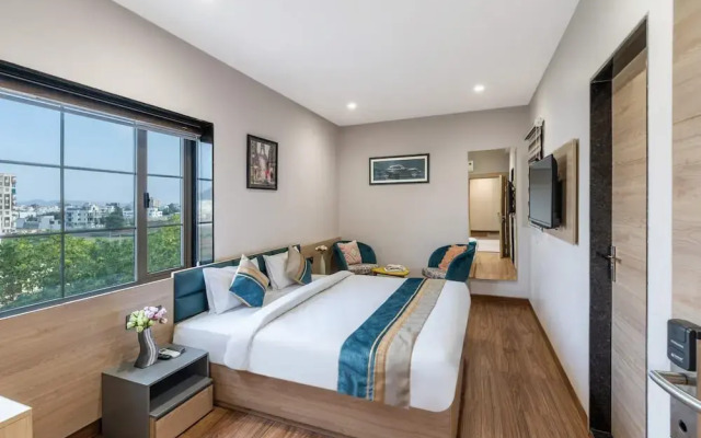 The Hoften DiVi Hotel Aradhya Inn
