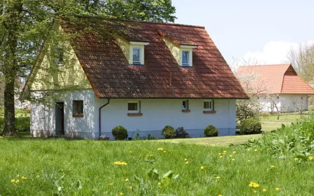 Gutshof Hessenburg