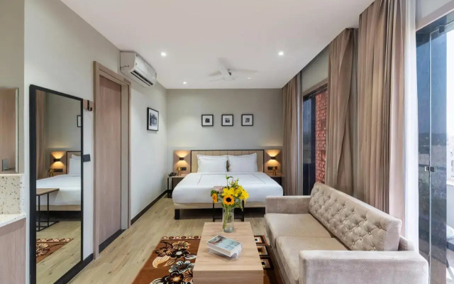 My Downtown - Blue Chip Hotel Udaipur Near Airport