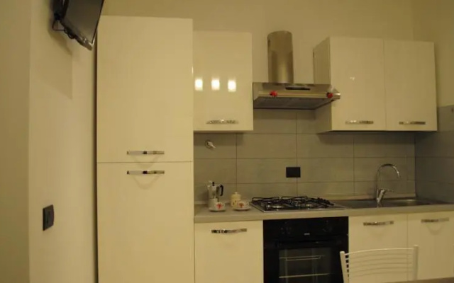 Florence Concierge - Faenza Apartment