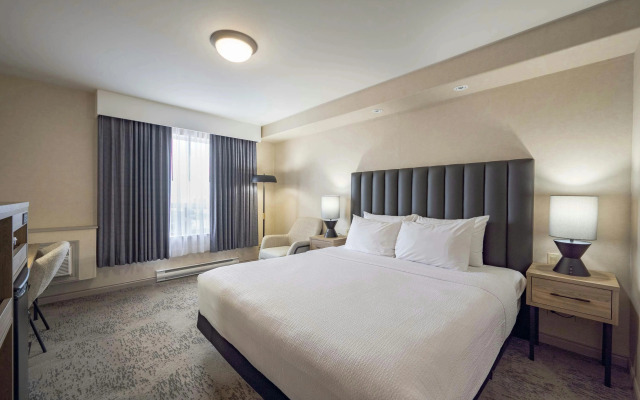 Sandman Hotel & Suites Winnipeg Airport