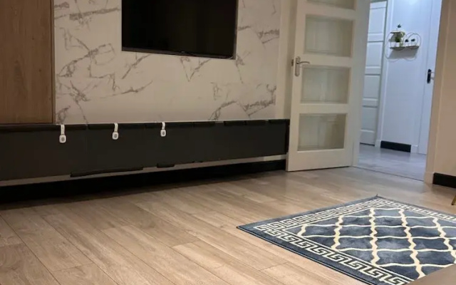 Modern Apartment-sleeps6-parking-seft Check in