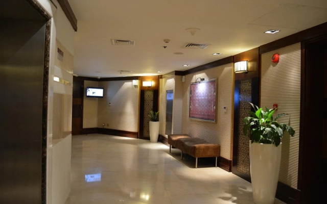 Отель Grand Regal Hotel