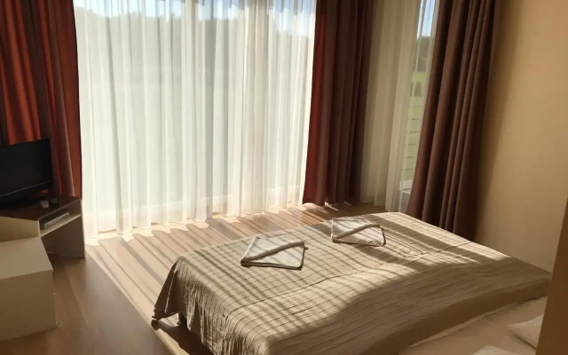 Beach Guesthouse Lenkas
