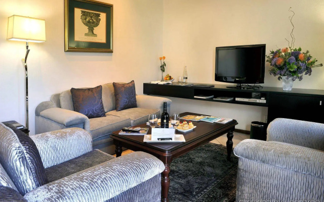 Grande Roche Hotel
