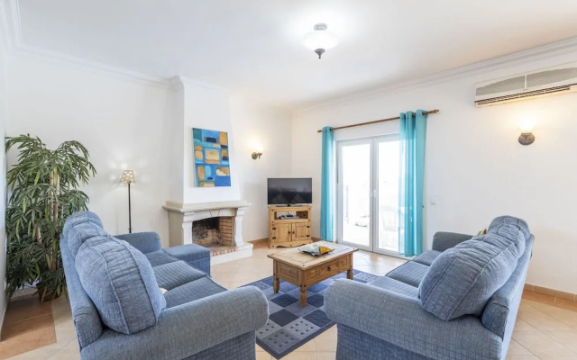 Villa Nina With 4 Bedrooms and 4 Bathrooms