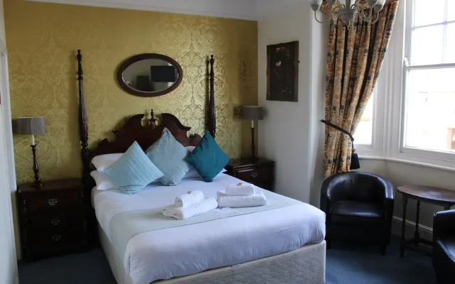The Birdham Hotel & Restaurant