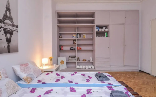 Hometastic - Cosy 2-bdr Apart. on Hristo Botev