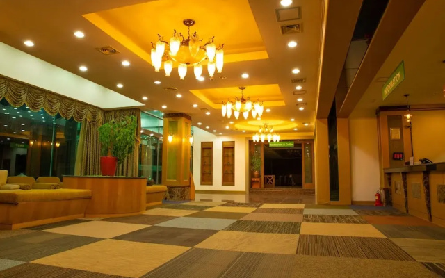 Evergreen Tourist Hotel