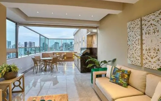 COZY and MODERN 3BR | DOWNTOWN STO DGO