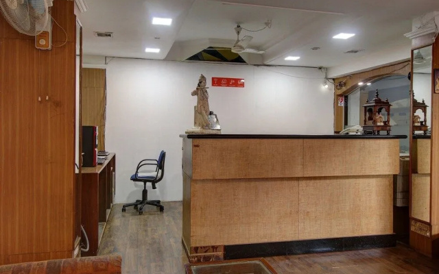 OYO 23051 Hotel Surya Yatri Niwas