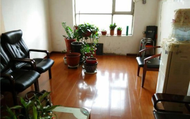 OYO Yihuan Express Hotel