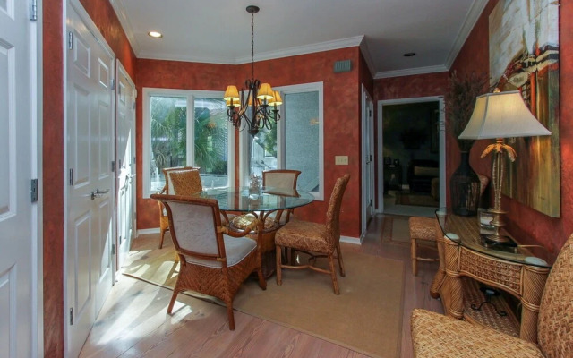 14 Genoa Court