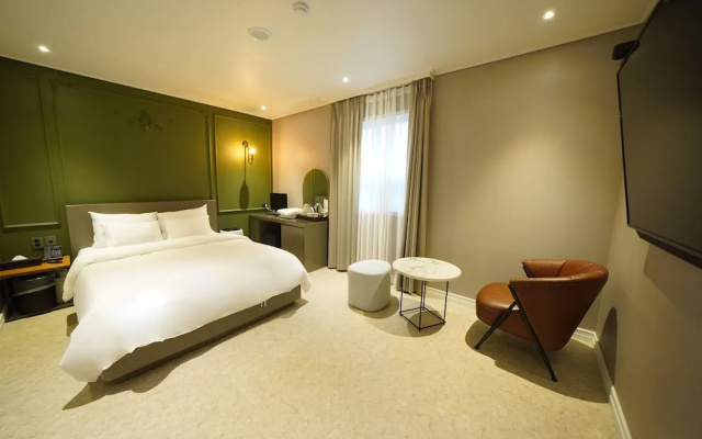 Jungwon Hotel