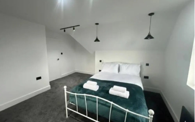 Dippen Hall Charm - Minutes From London Gatwick